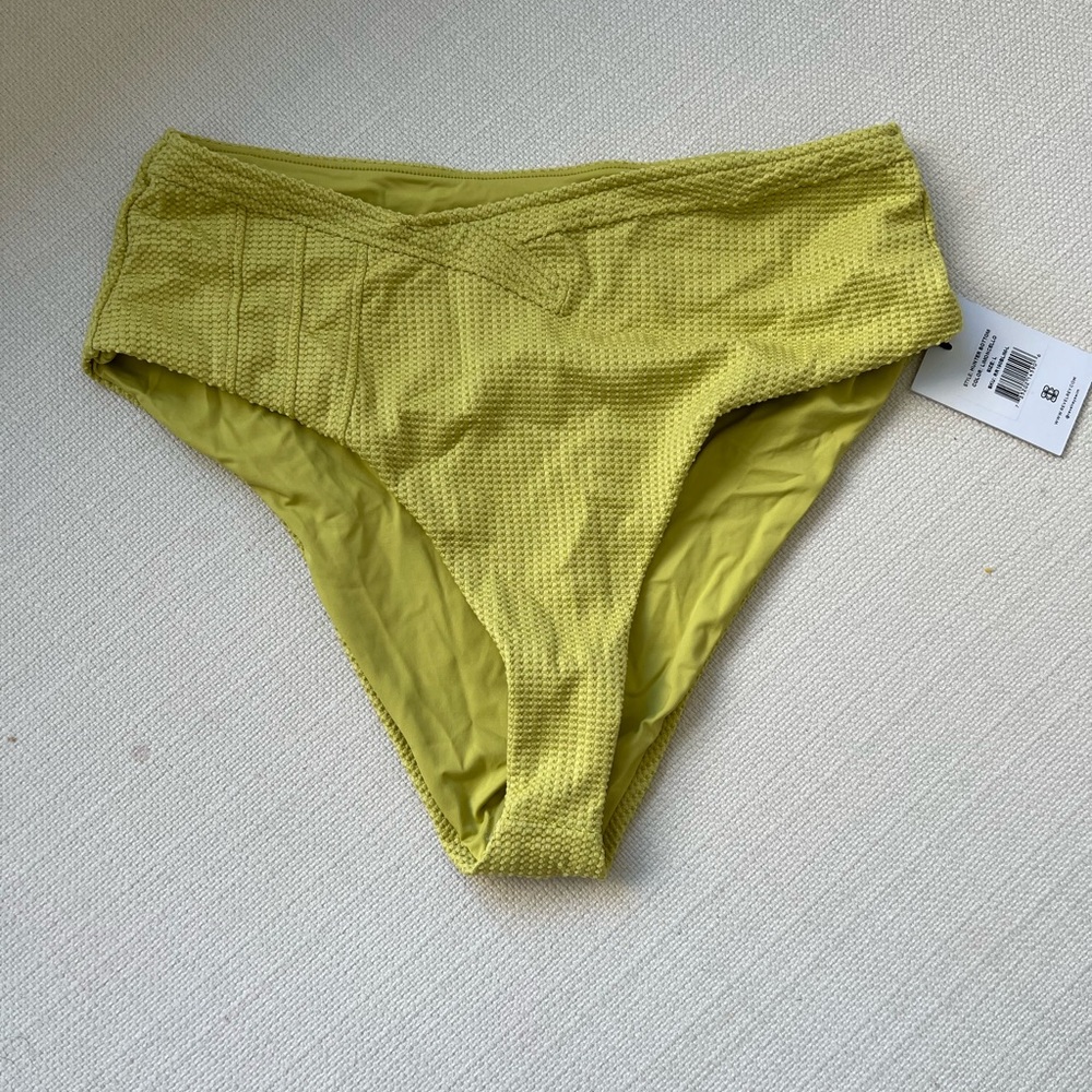 Revel Rey Hunter Limoncello Bottom
